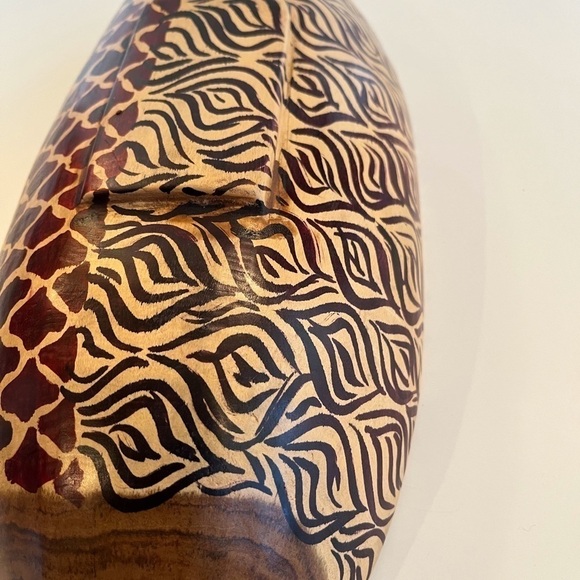 Large African Wooden Oval Bowl - Picture 6 of 8